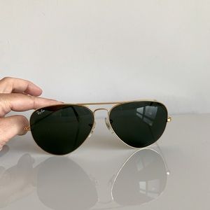 Ray-Ban Aviator Sunglasses